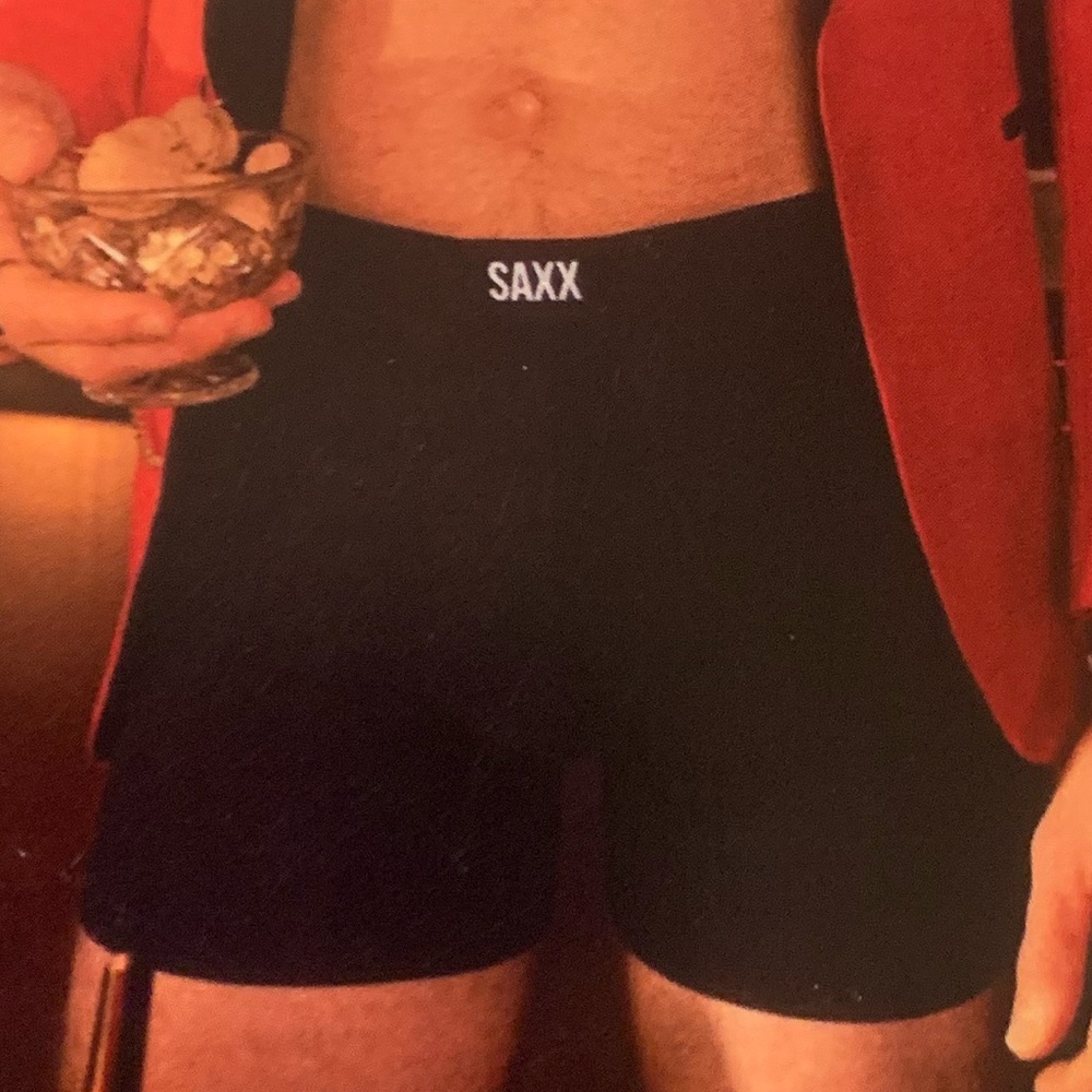 NWT Saxx Medium Black Boxer Brief 6” Vibe Xtra Soft Comfort - Picture 5 of 6